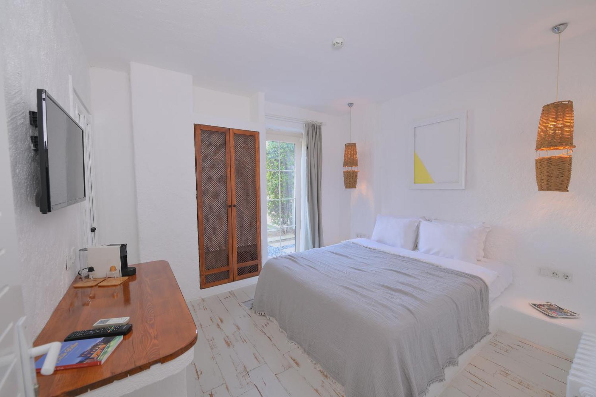 Peremere Alacati Otel Extérieur photo