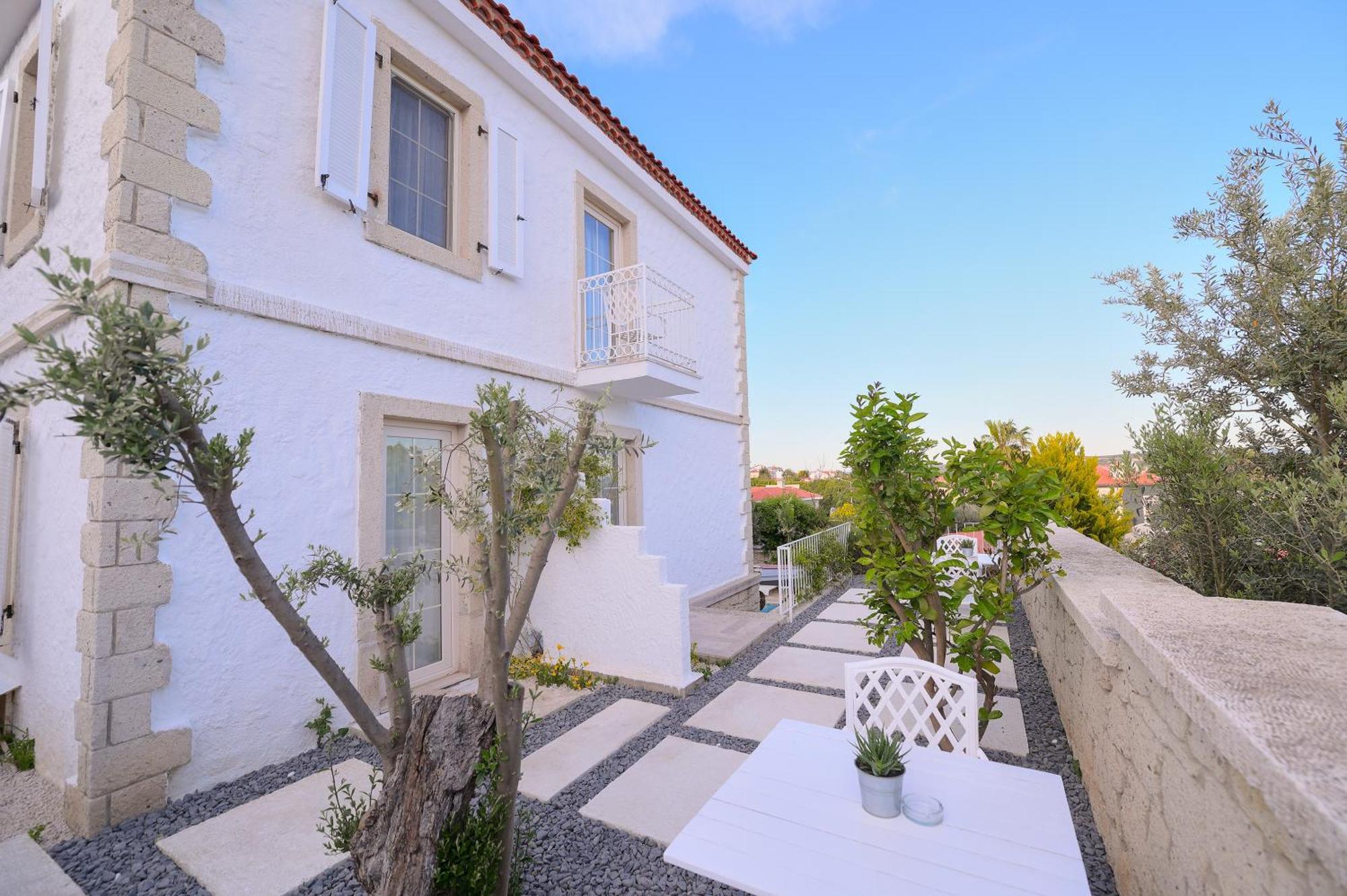 Peremere Alacati Otel Extérieur photo