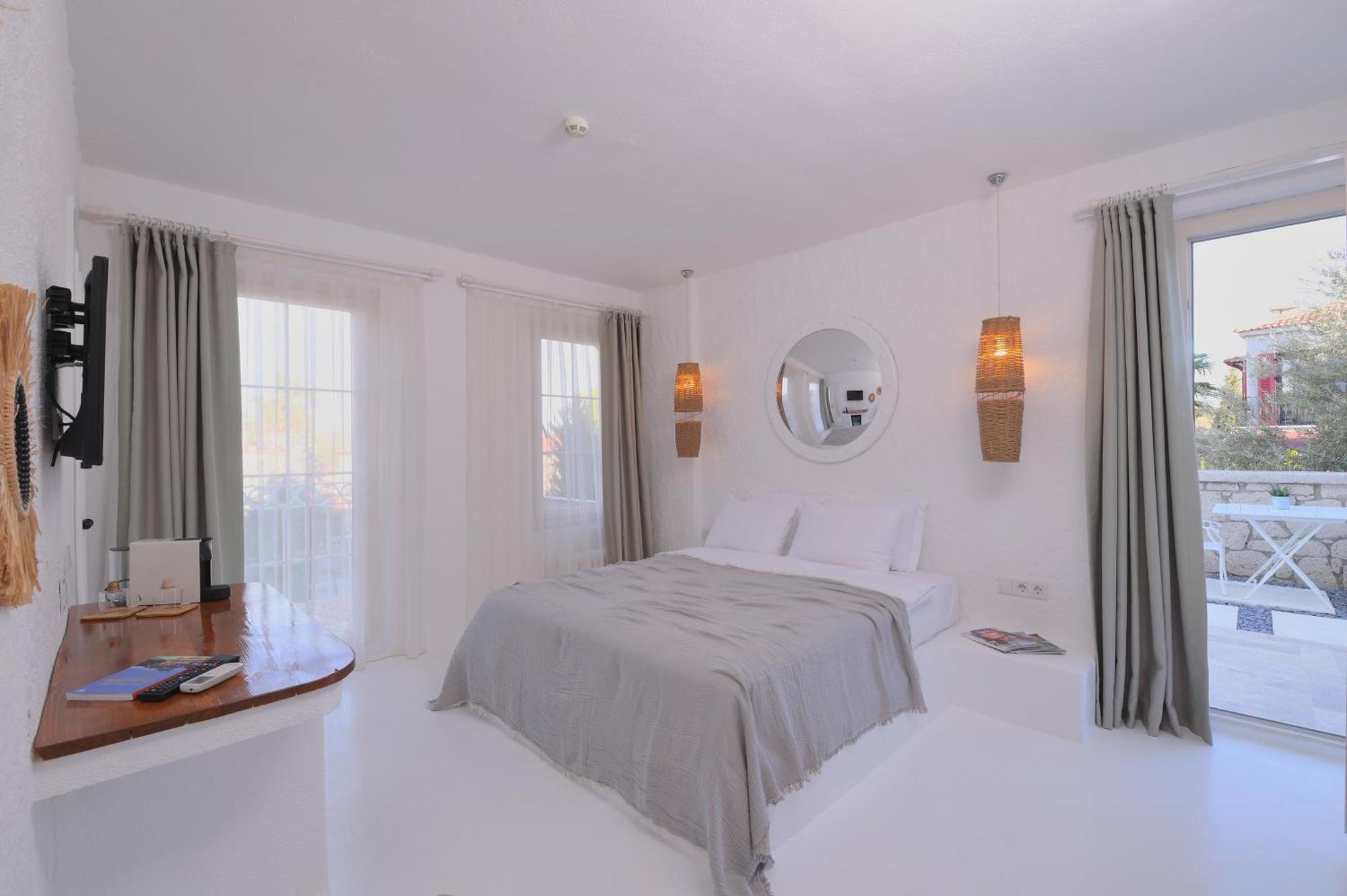 Peremere Alacati Otel Extérieur photo