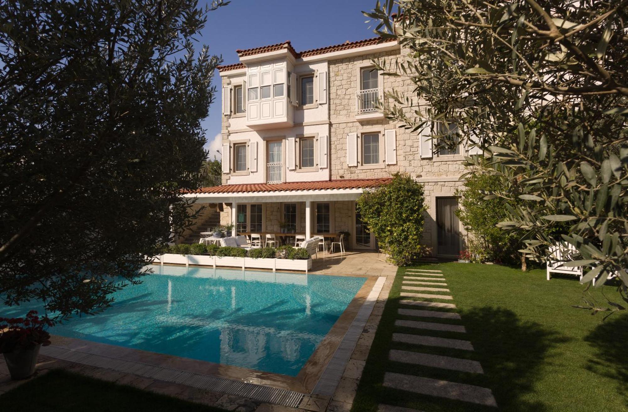 Peremere Alacati Otel Extérieur photo