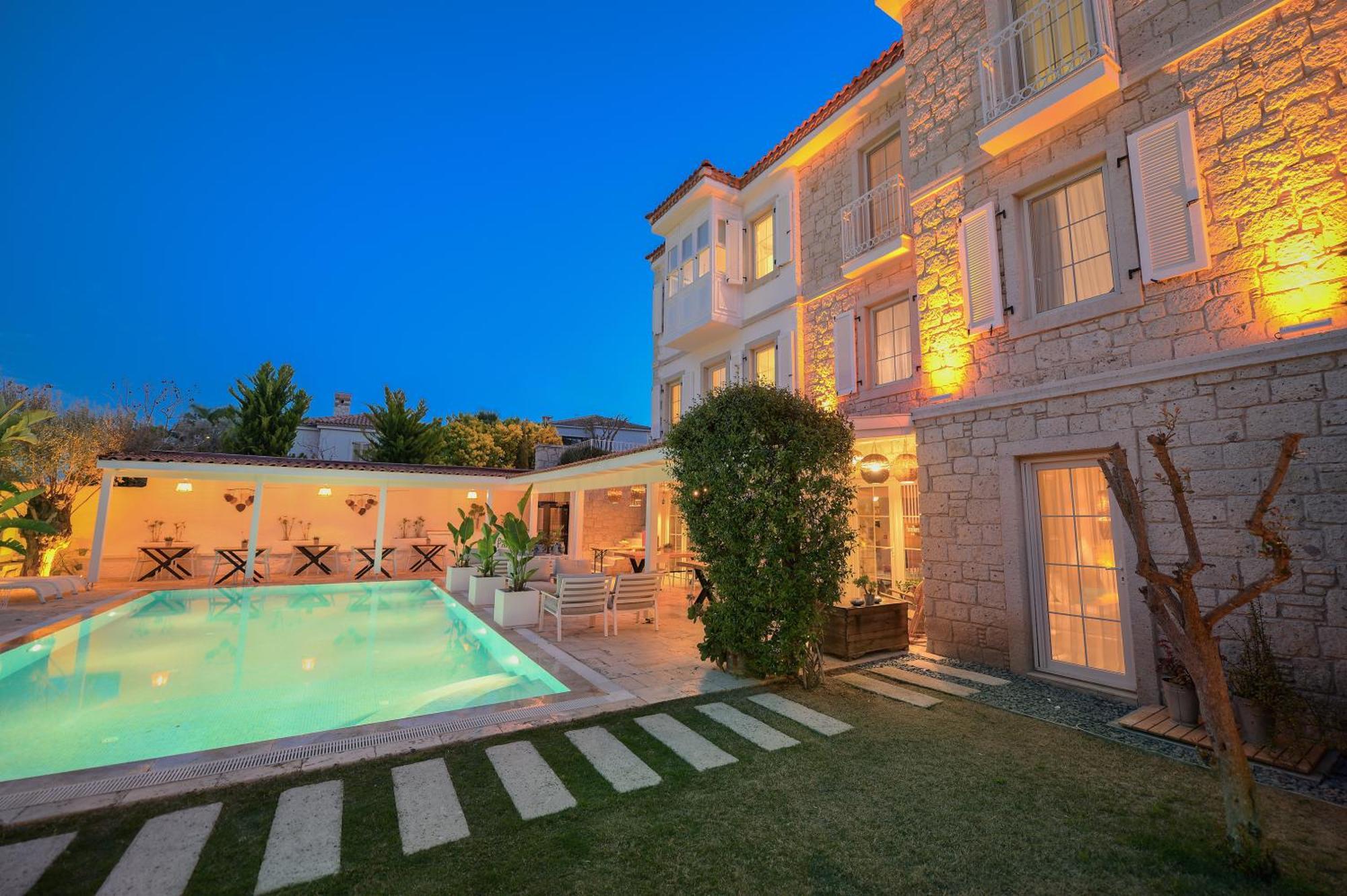 Peremere Alacati Otel Extérieur photo