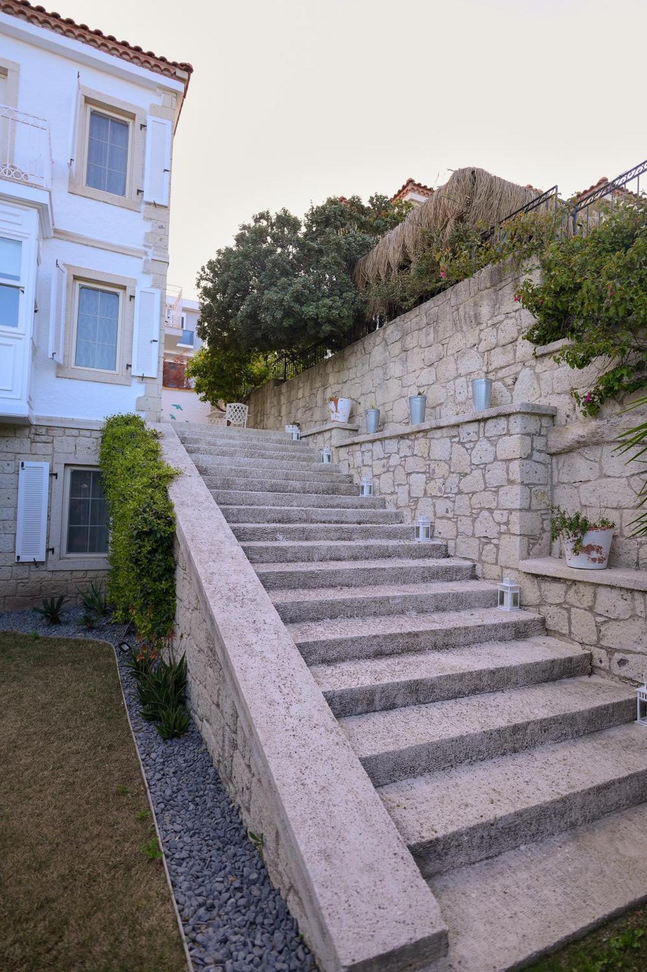 Peremere Alacati Otel Extérieur photo